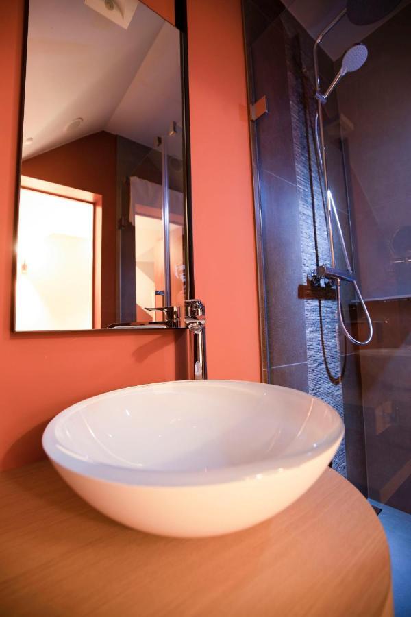 B-Lodge Boutique Hotel Louvain-la-Neuve Kültér fotó